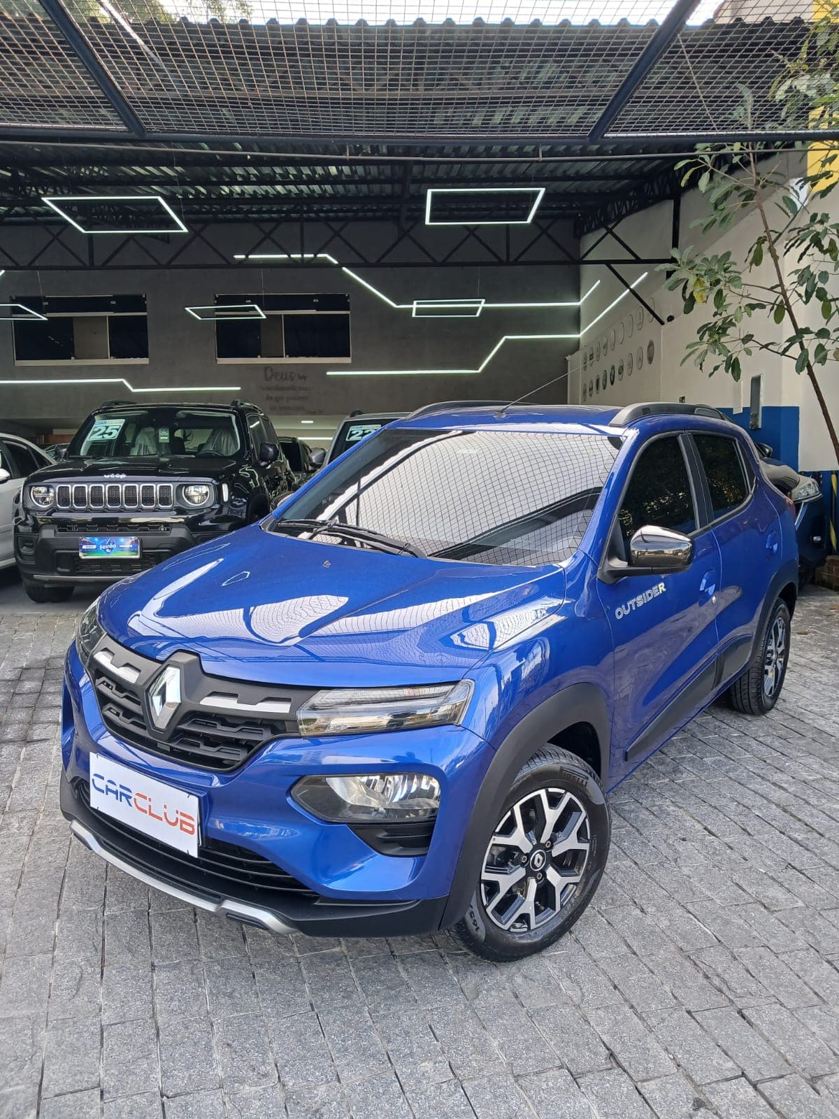 Renault Kwid Outsider 1.0